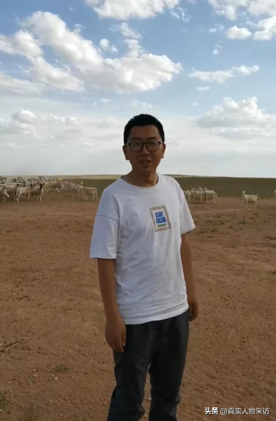 90后回家创业养羊卖羊肉,农村小伙为了创业养羊下血本买羊