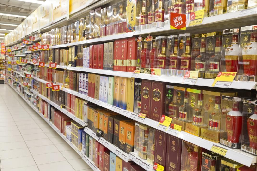 为什么白酒成本这么低卖得这么贵,白酒成本在哪些方面