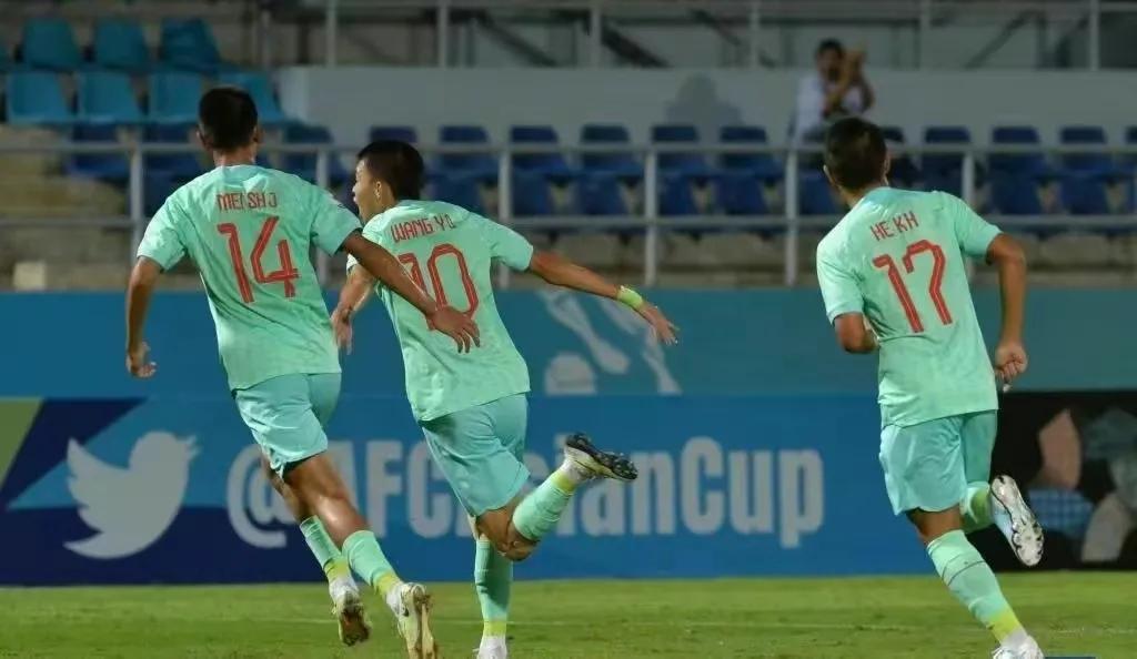 最纯粹的足球最高级的享受,在17岁这个无忧无虑的年纪