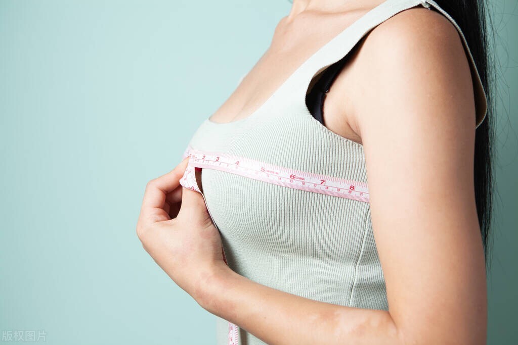 多吃木瓜真的能长胸吗,女性的胸部大小跟身高成正比吗