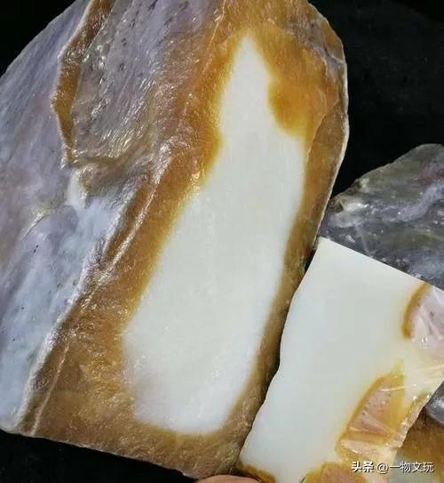 俄糖和且末糖大家分的清吗？看完这篇就不会买错