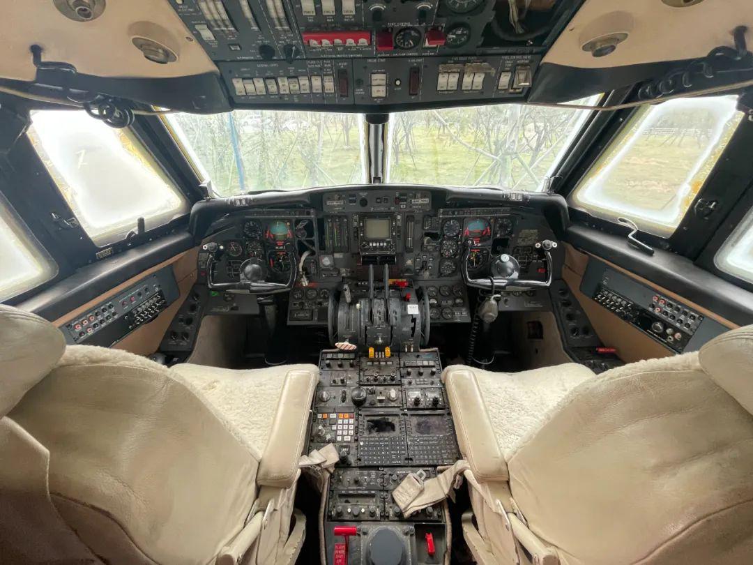 别人家的大学，浙江一高校给学生买飞机当教具，用于实践教学