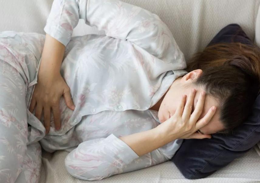 同房后酿成大错:黄体破裂!劝告:夫妻生活不是打仗,请务必适度