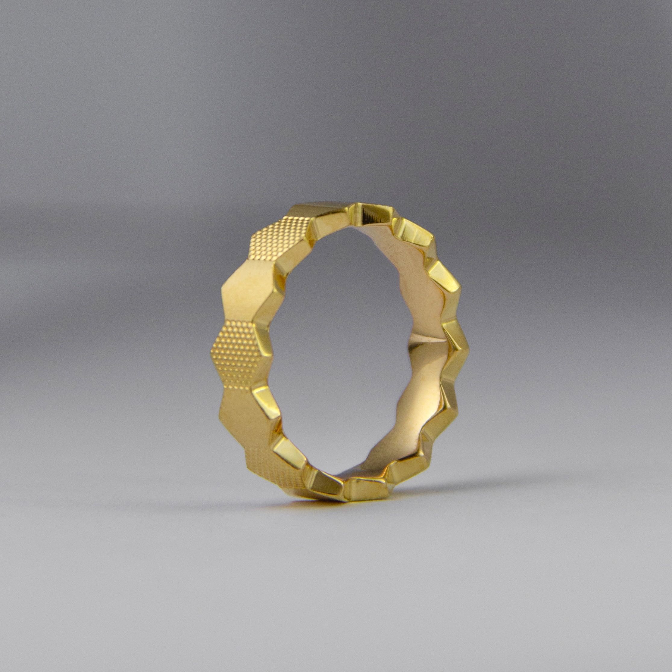 黄金首饰在哪里可以鉴定真假,不破坏黄金首饰可以检测真假吗