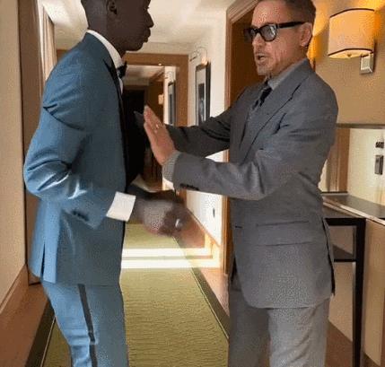 “芭本海默”火遍TikTok，明星网友疯狂整活，连诺兰都不放过？