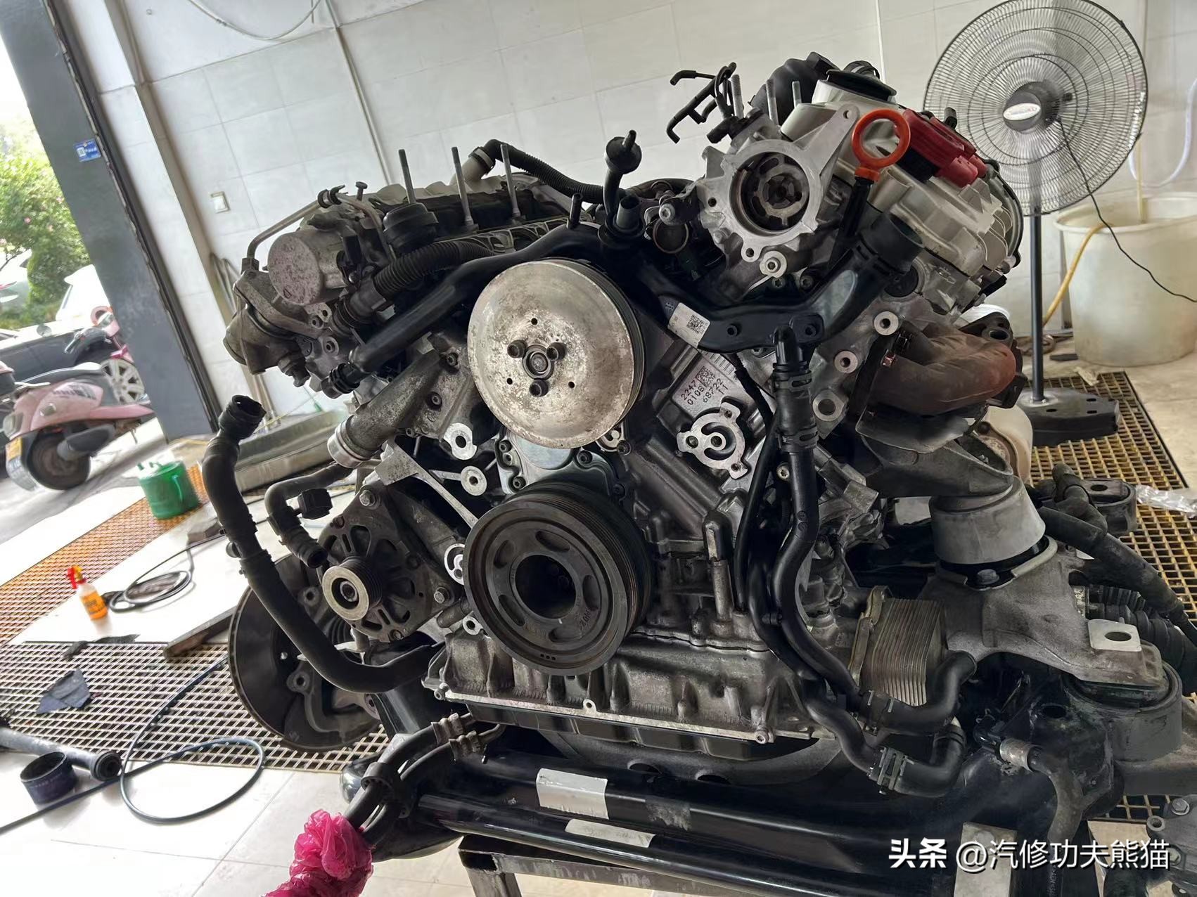 不坑穷人的好车视频,19款奥迪q73.0t烧机油大修全过程