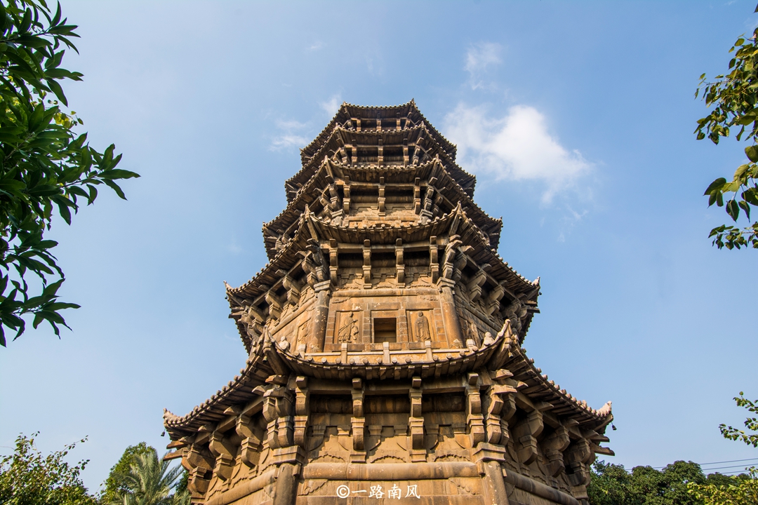 泉州经济比得过厦门吗,福建泉州城市经济