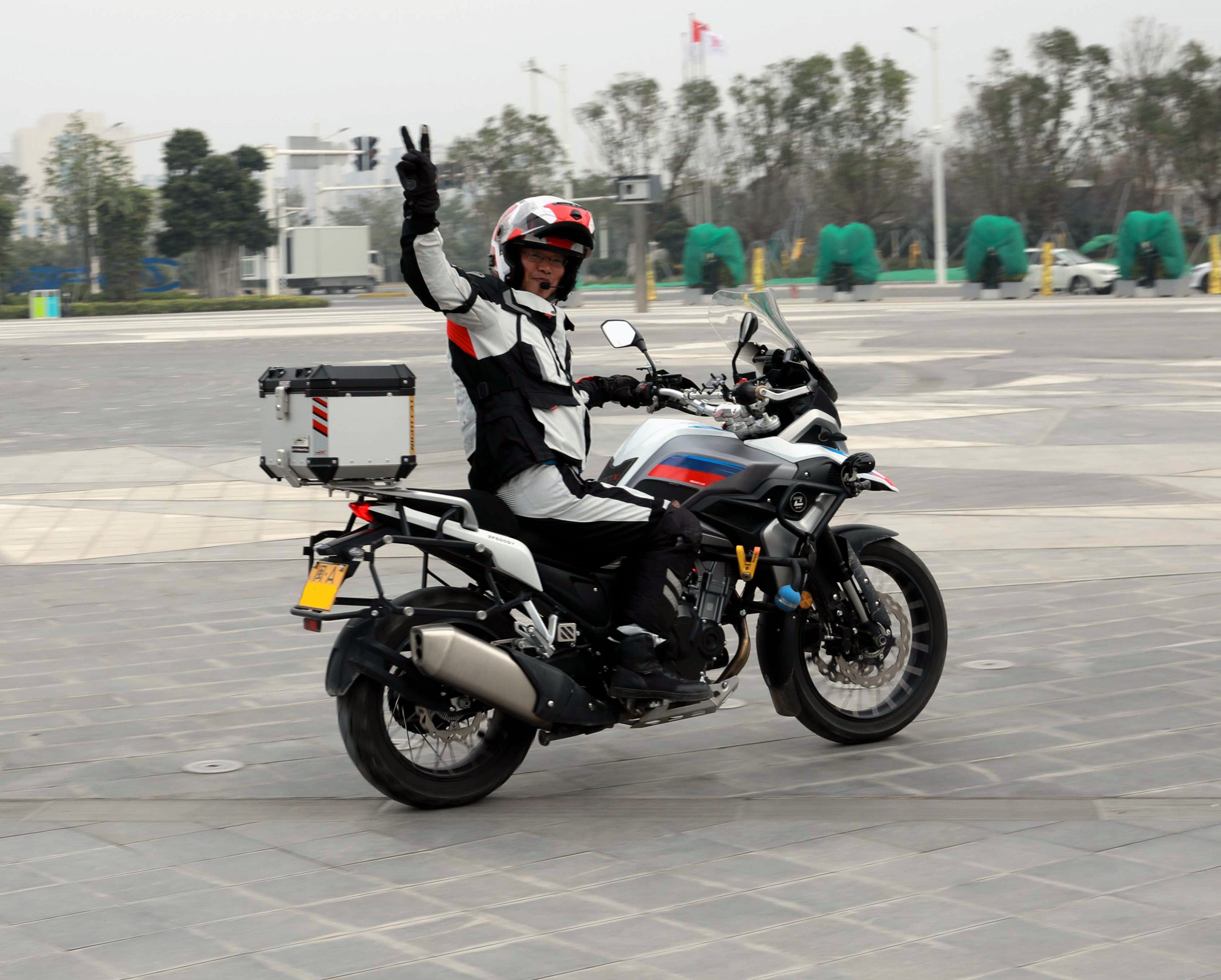 恒舰大海道500越野测试视频,恒舰大海道hj500-8极速