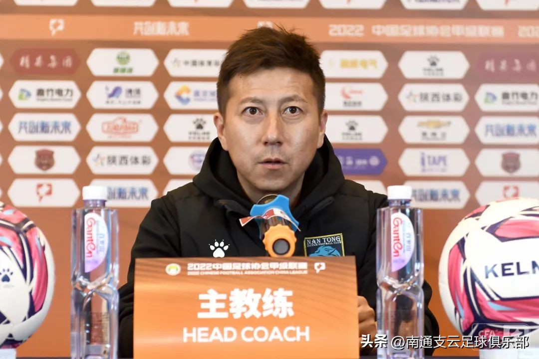 鍥藉闃熻档鏅撲笢,璧垫檽涓渃ba