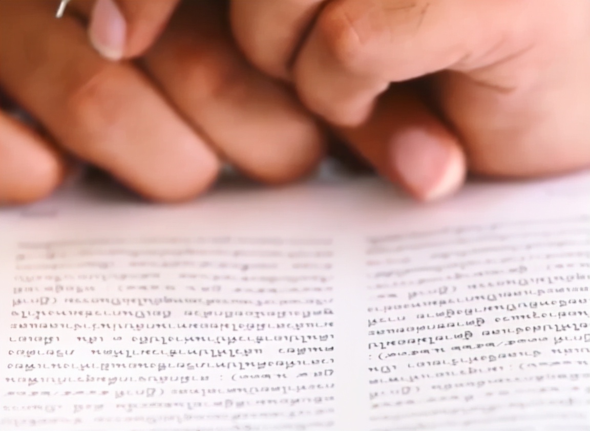 泰国男人变性成富二代,泰国变性后嫁给21岁富二代