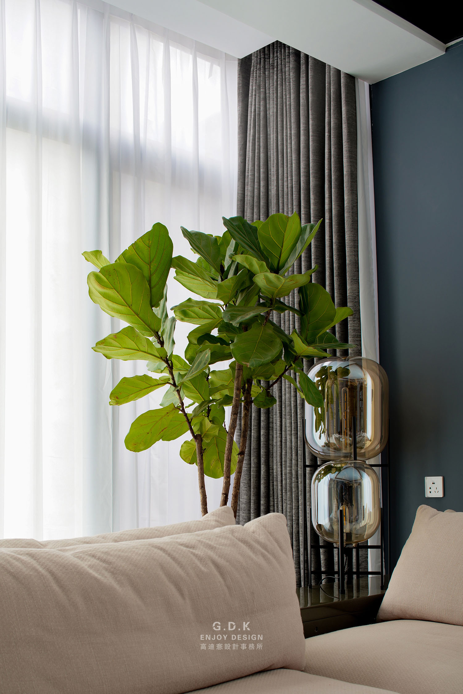 设计师怎样选窗帘好看点,怎样设计窗帘比较好