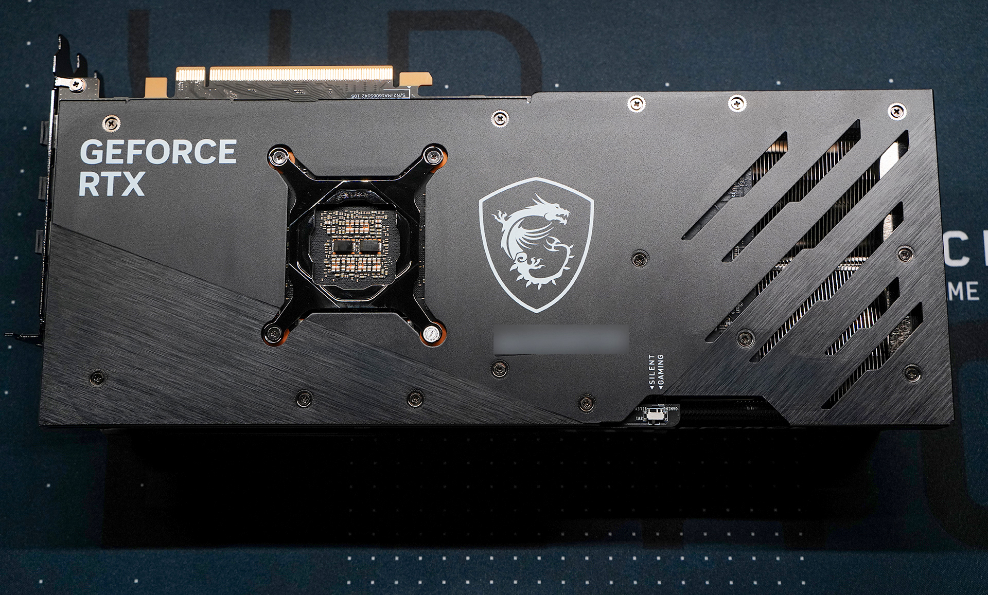 rtx4080魔龙和4090尺寸,rtx4080魔龙多少pin供电