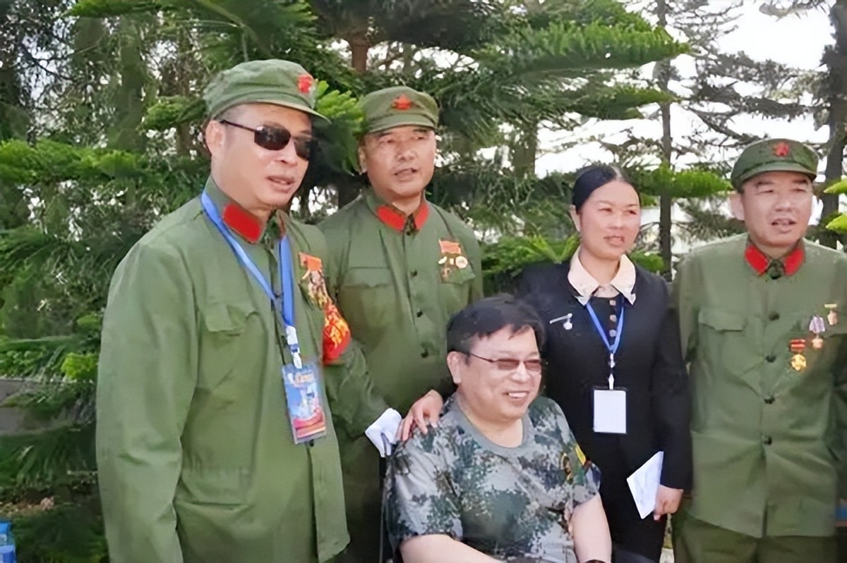 1987年，独腿英雄徐良凭《血染的风采》红遍全国，他后来怎样了