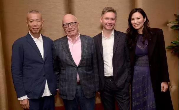 50岁邓文迪离婚后生活,邓文迪离婚靠什么生活