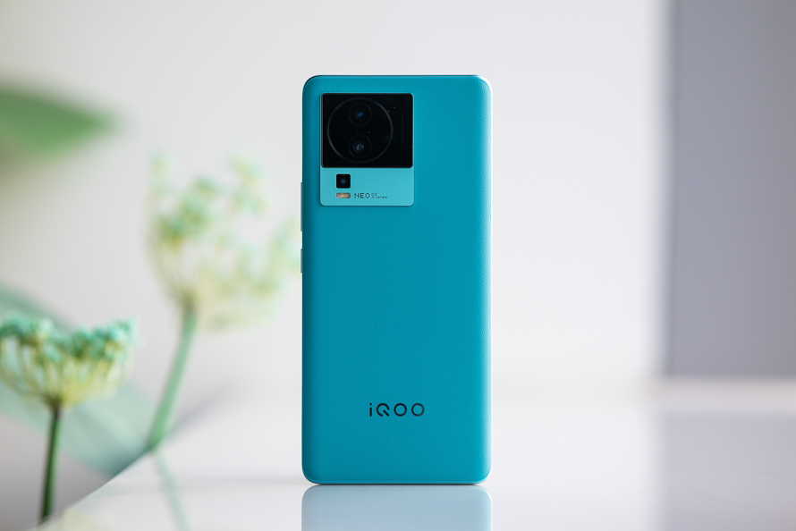 这八款手机几乎没短板可以放心买,性能强又便宜的手机