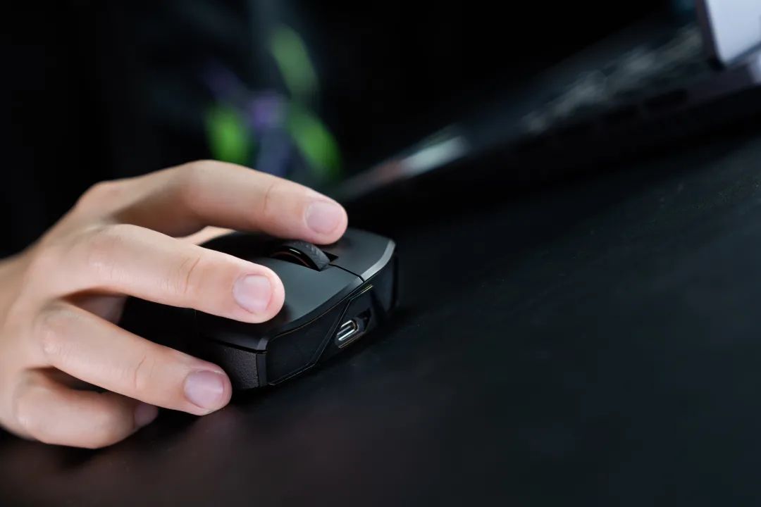 电竞无线鼠标拯救者,联想拯救者m5pro鼠标