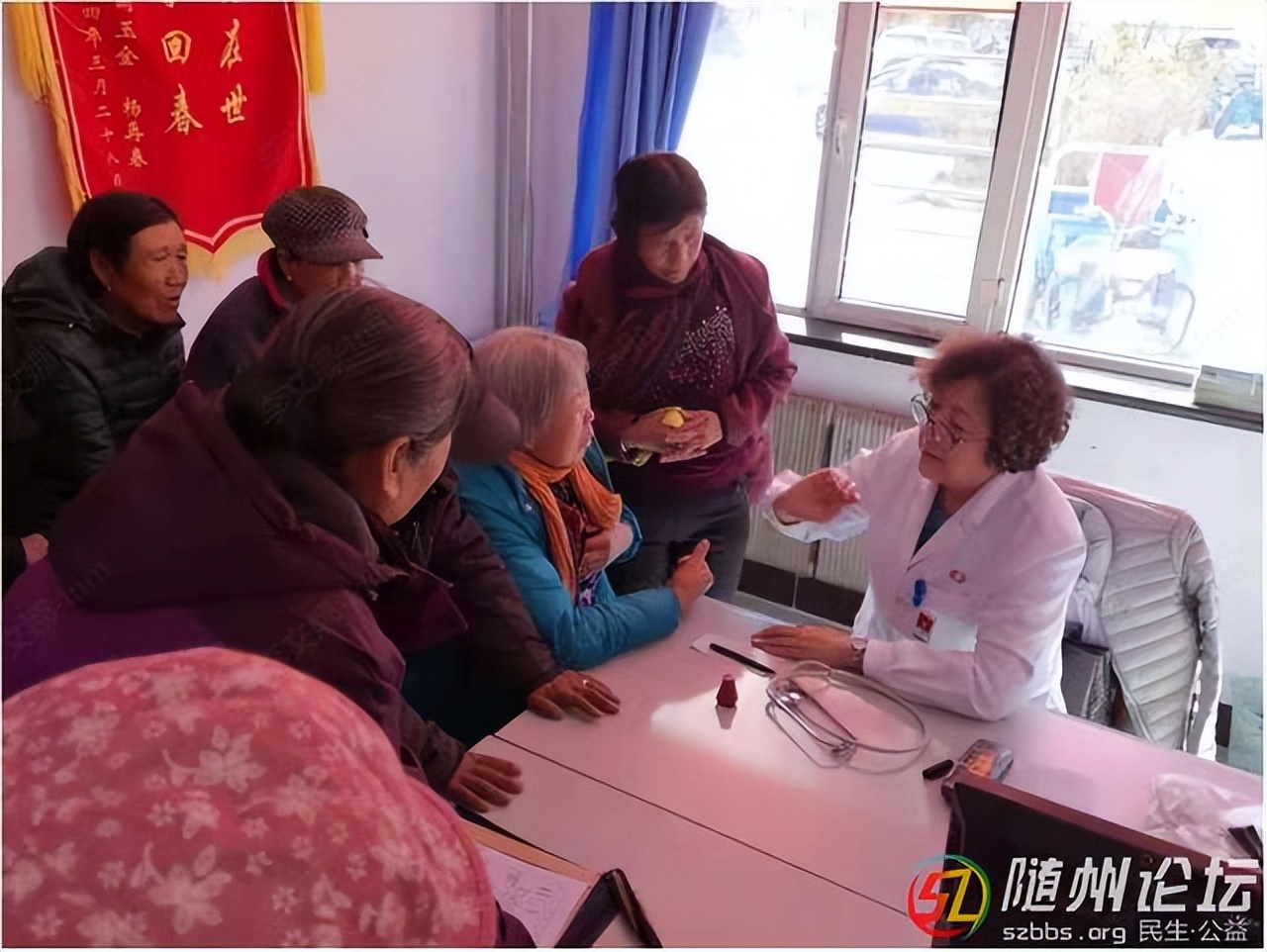 辛巴通过辛选集团坚持助农多年,辛巴带领辛选奔赴在公益路上