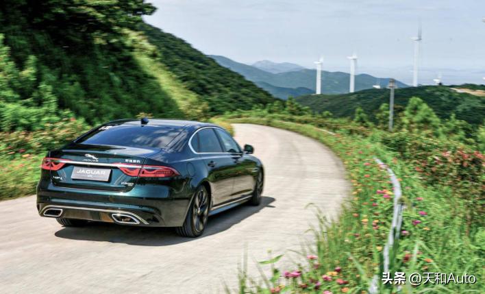 同级别里比较实在的车型捷豹xfl,捷豹xfl2022款英伦绿二手