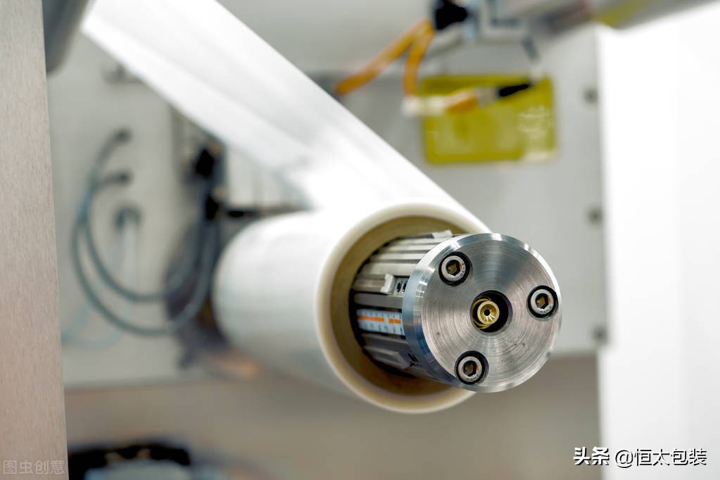 自动封切热收缩膜包装机调试方法,热封膜自动包装机是密封的吗