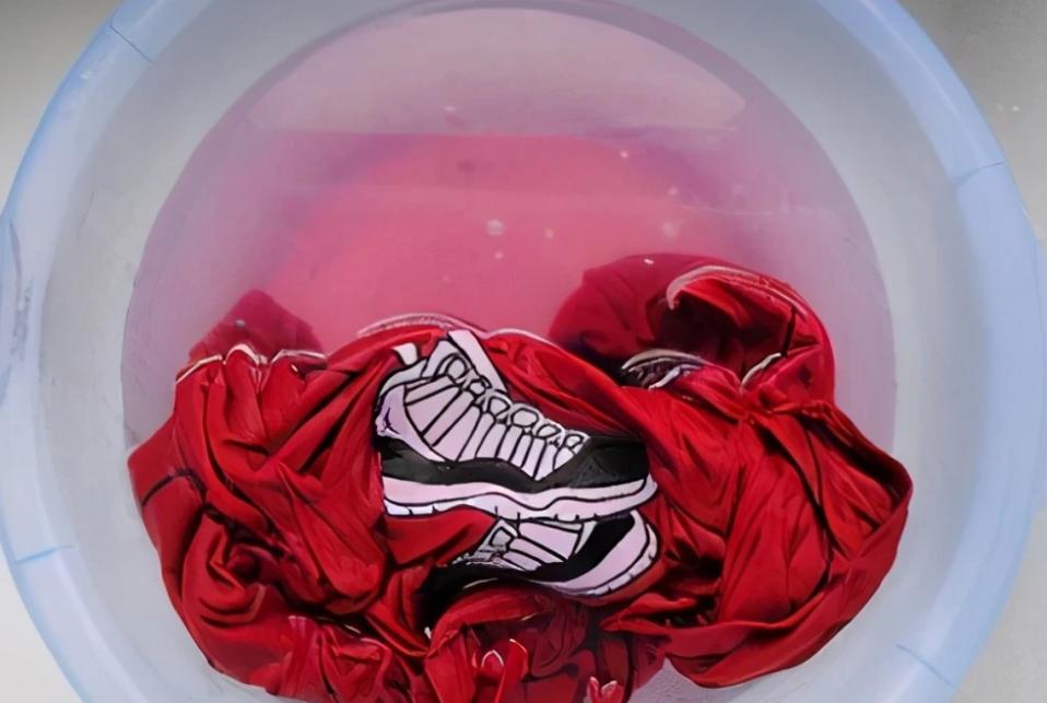 央视曝光致癌衣服,央视曝光夺命衣服致癌物超标