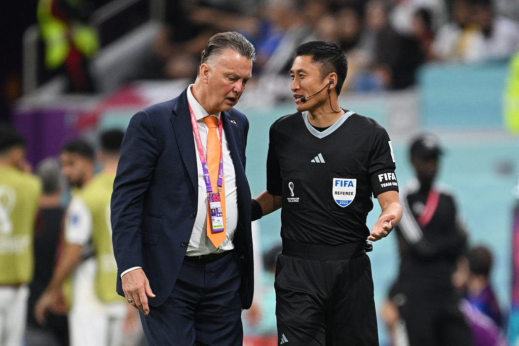 中国足协宣布中超四外援,中国足协给鲁能遭遇三次争议判罚