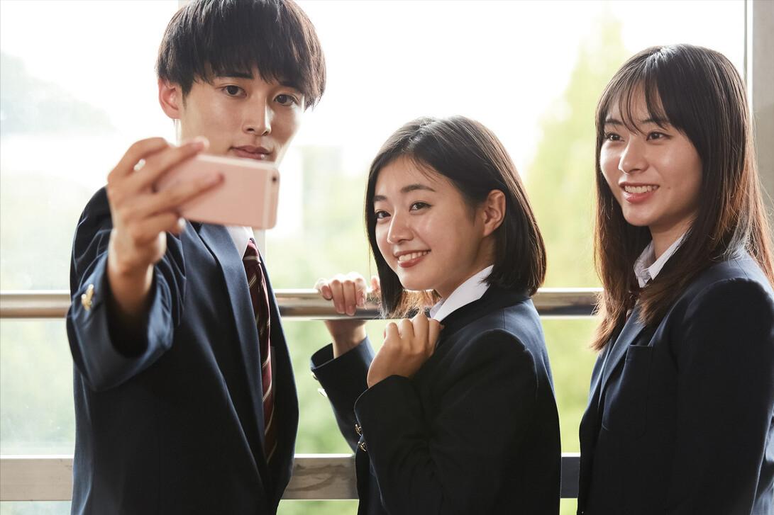 怎么看待朋友圈屏蔽父母,朋友圈该不该屏蔽父母问题