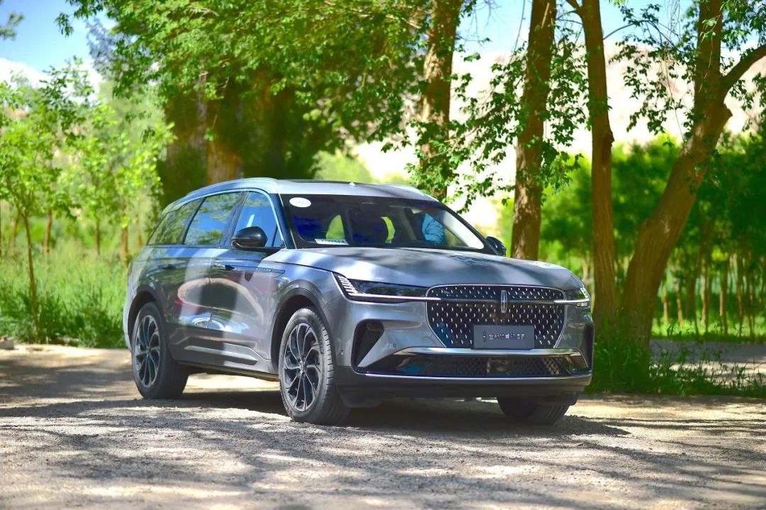 林肯回归顶级豪华车,智能进化