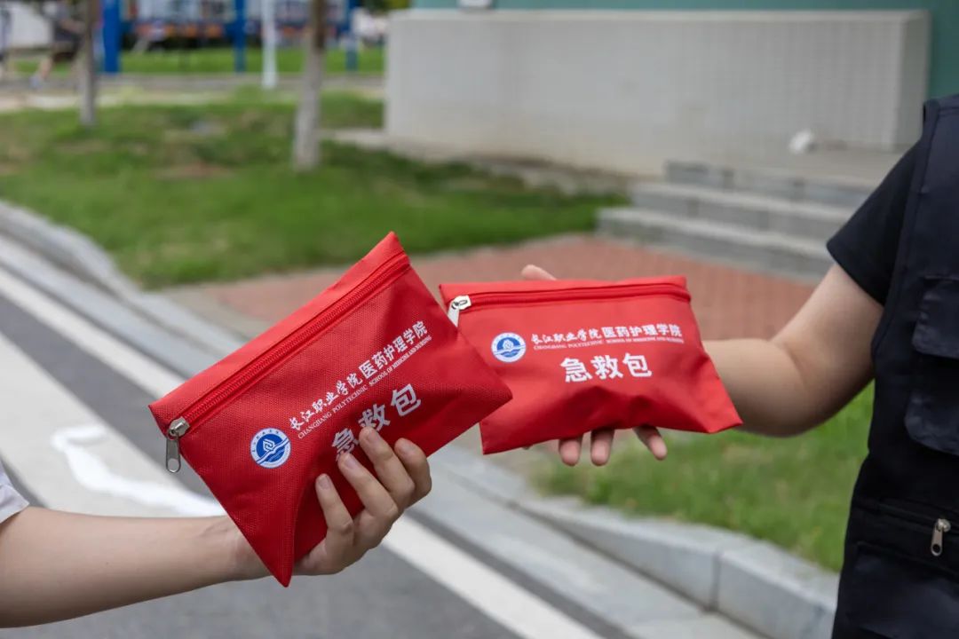 满“新”欢喜！长江职业学院喜迎2023新生！