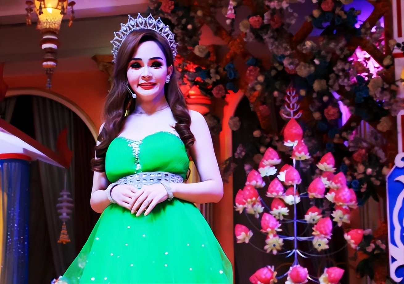 泰国美女与人妖怎么区分,在泰国如何区分人妖和女性