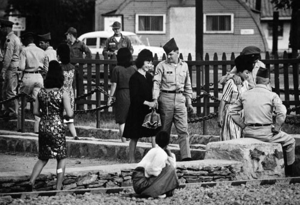 2002年韩日世界杯韩国vs西班牙,韩国人自己评价02年韩国足球事件