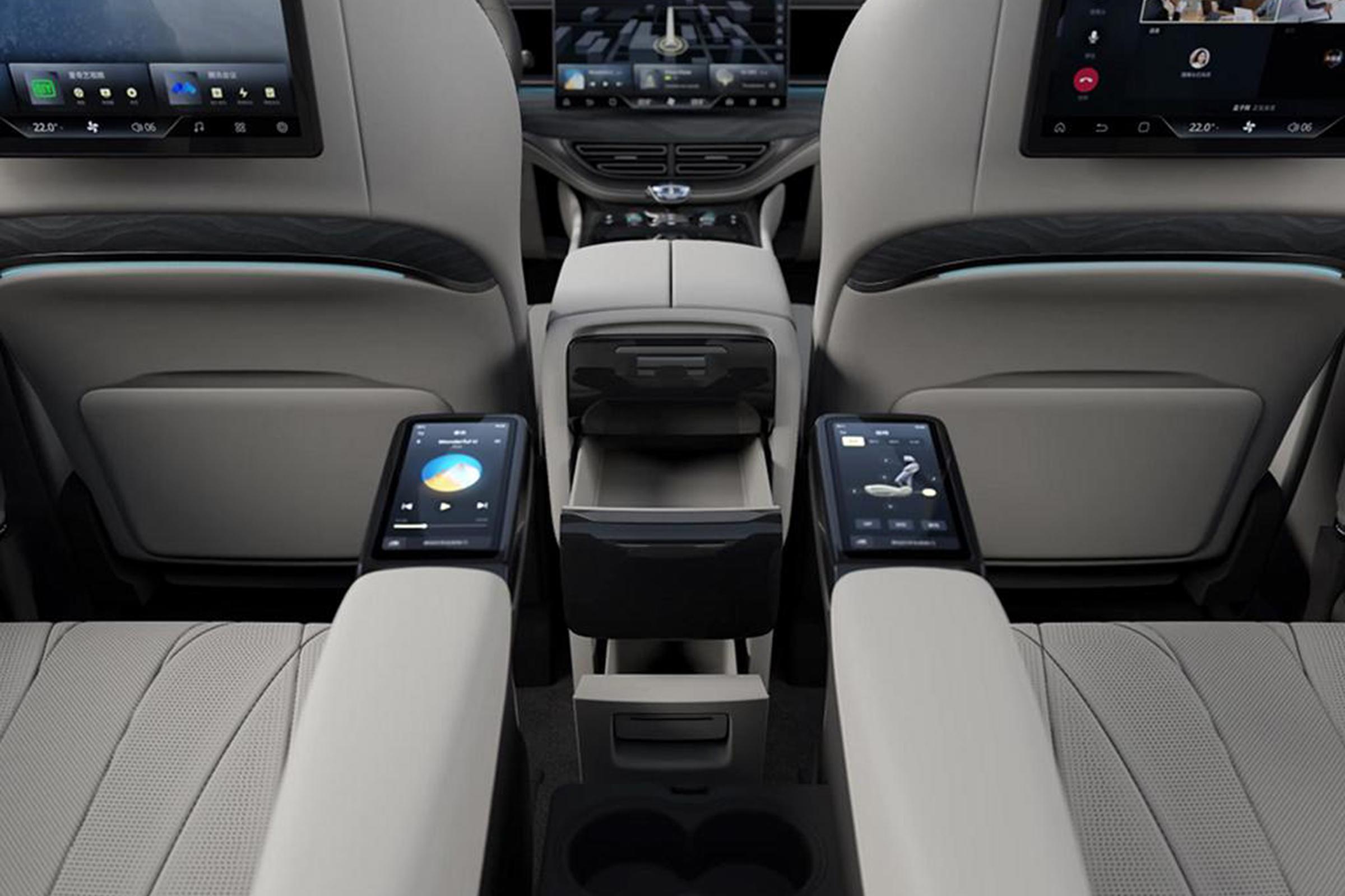 比亚迪海豹冠军版2024款测评,比亚迪海豹国产造车势力异军突起