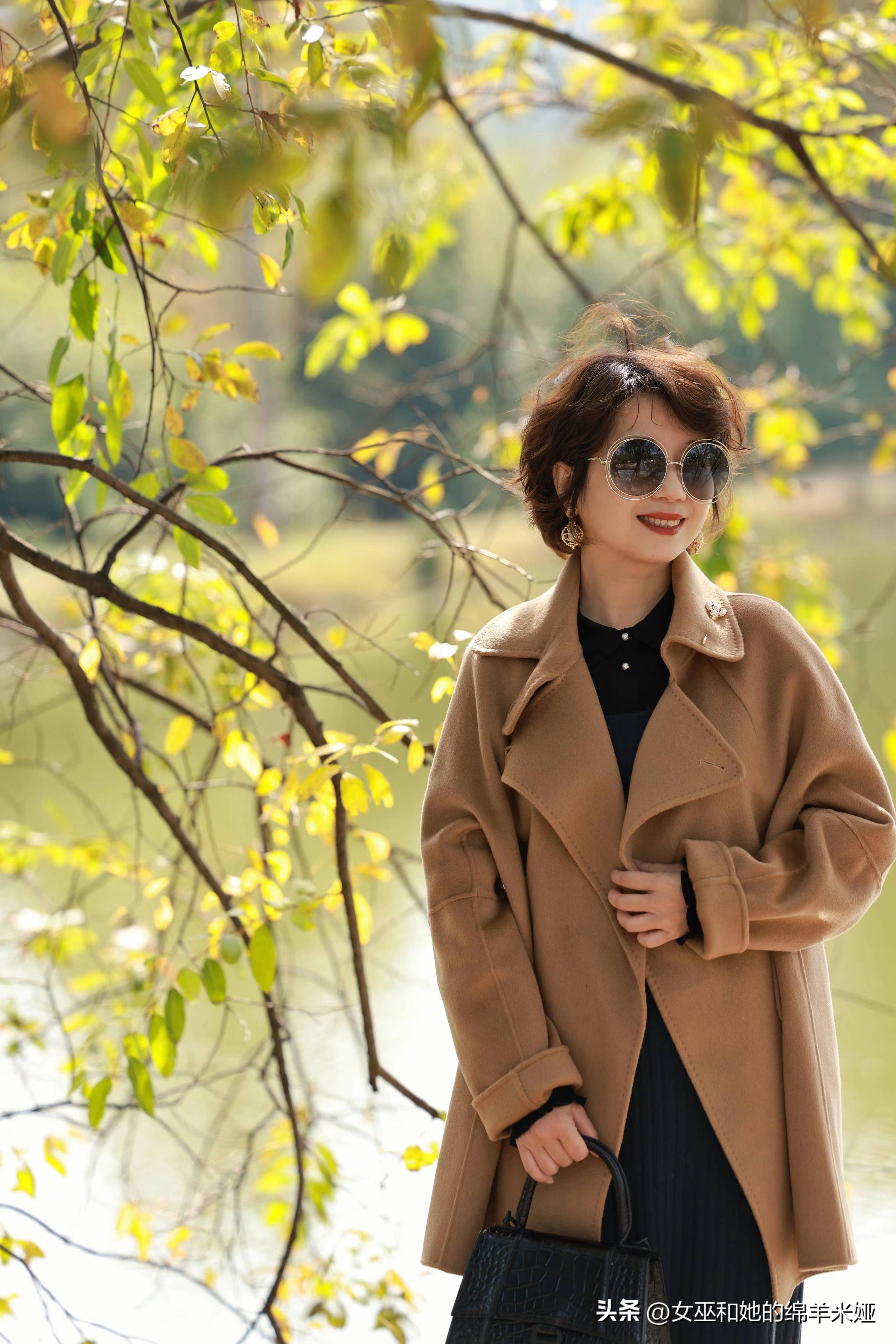 冬天怎么挑选衣服,冬天大衣什么颜色好看