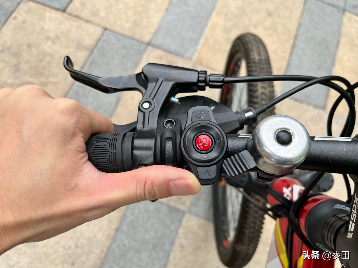 科技感爆棚的未来型头盔,智能头盔helmet