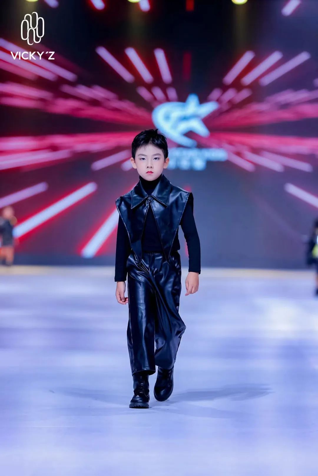 最受欢迎小超模李鑫淼,最受欢迎小超模专访稿