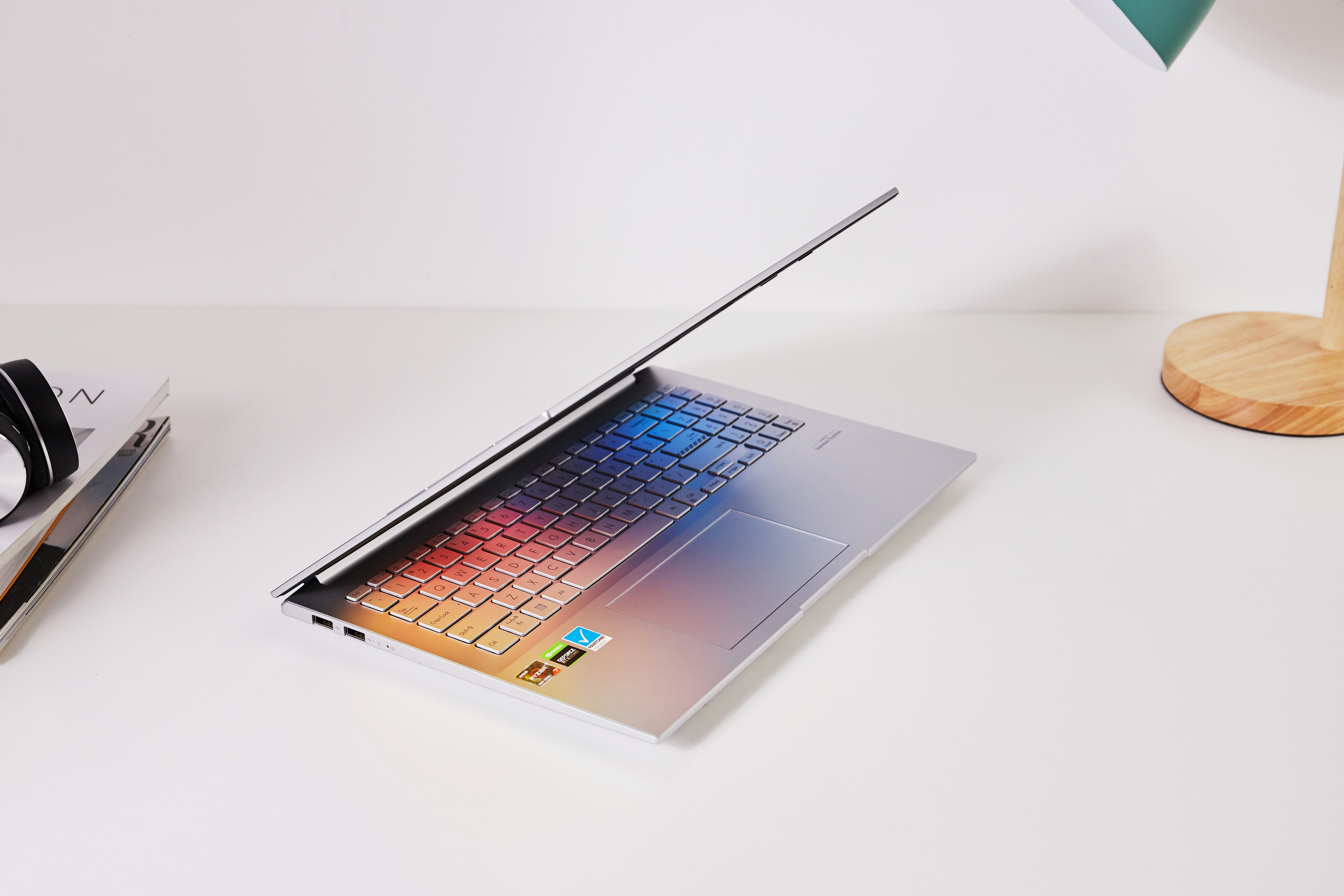 大学生用哪款笔记本好,大学生电脑笔记本推荐屏幕大