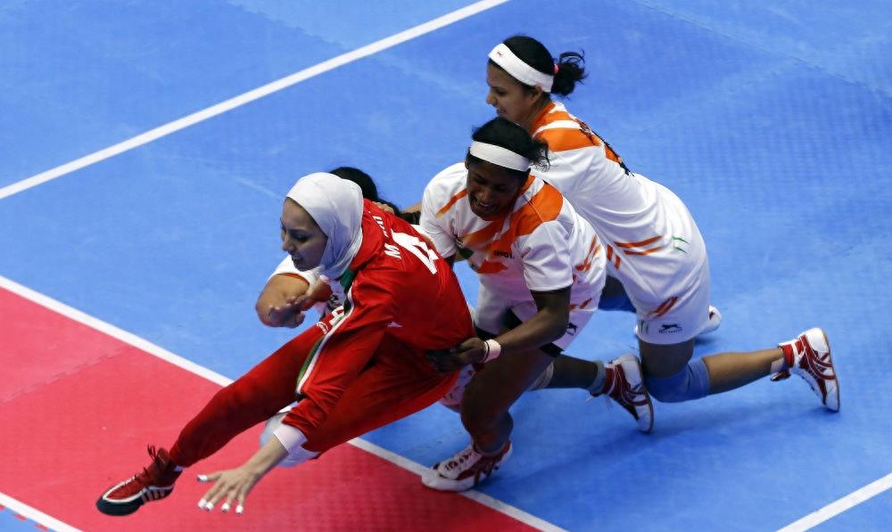 国足再启航足球之夜完整版,国足重返世界杯赛场