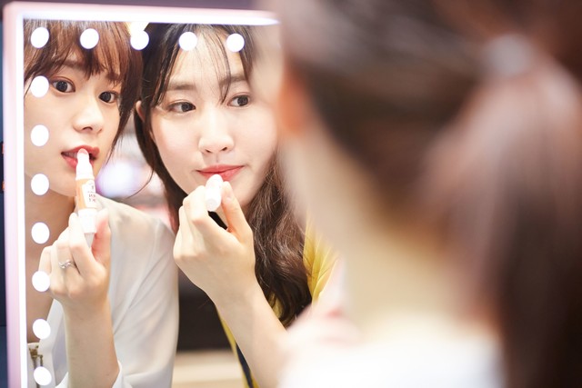 长篇励志小说《活在长冬也美丽》第十章做“鸡”