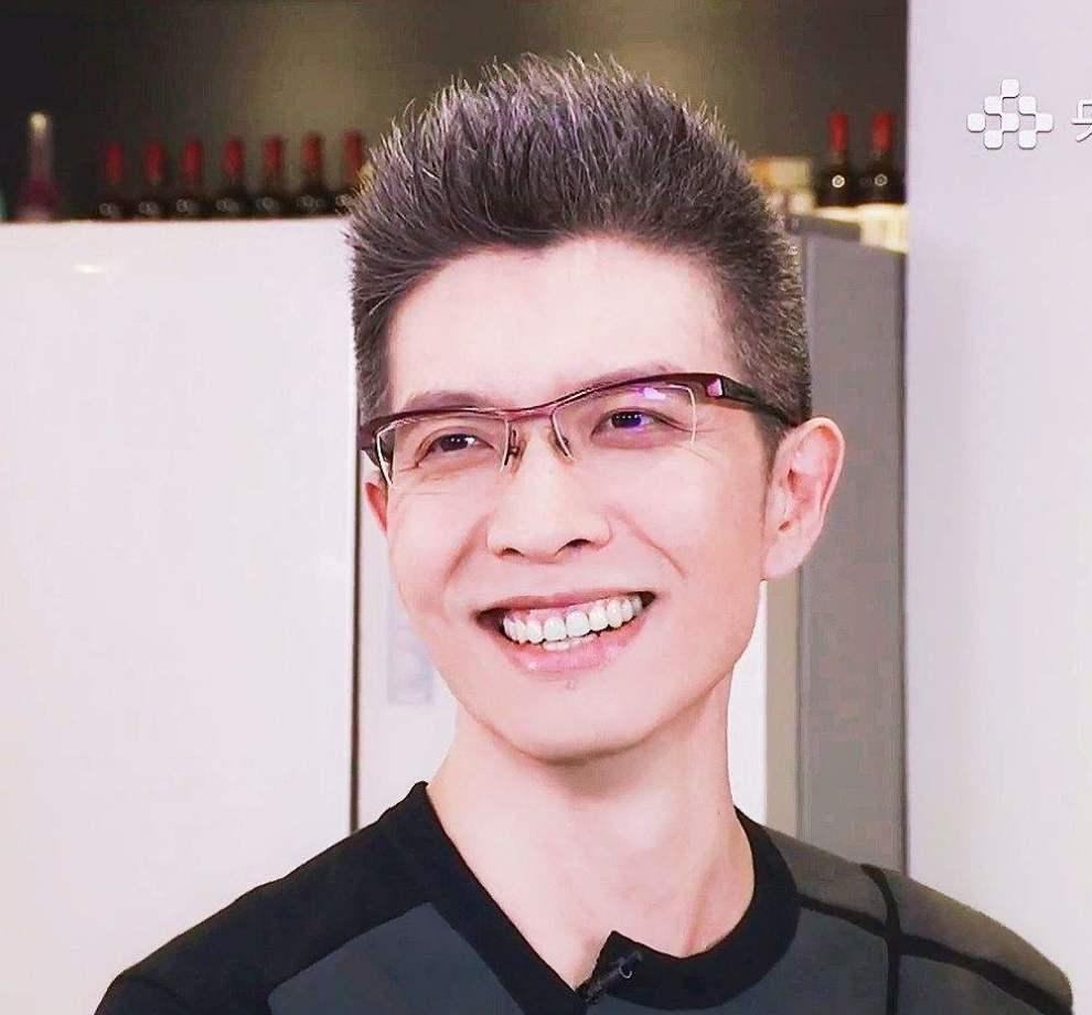 央视年龄最大和最小的主持人,至今未婚的8位央视主持人