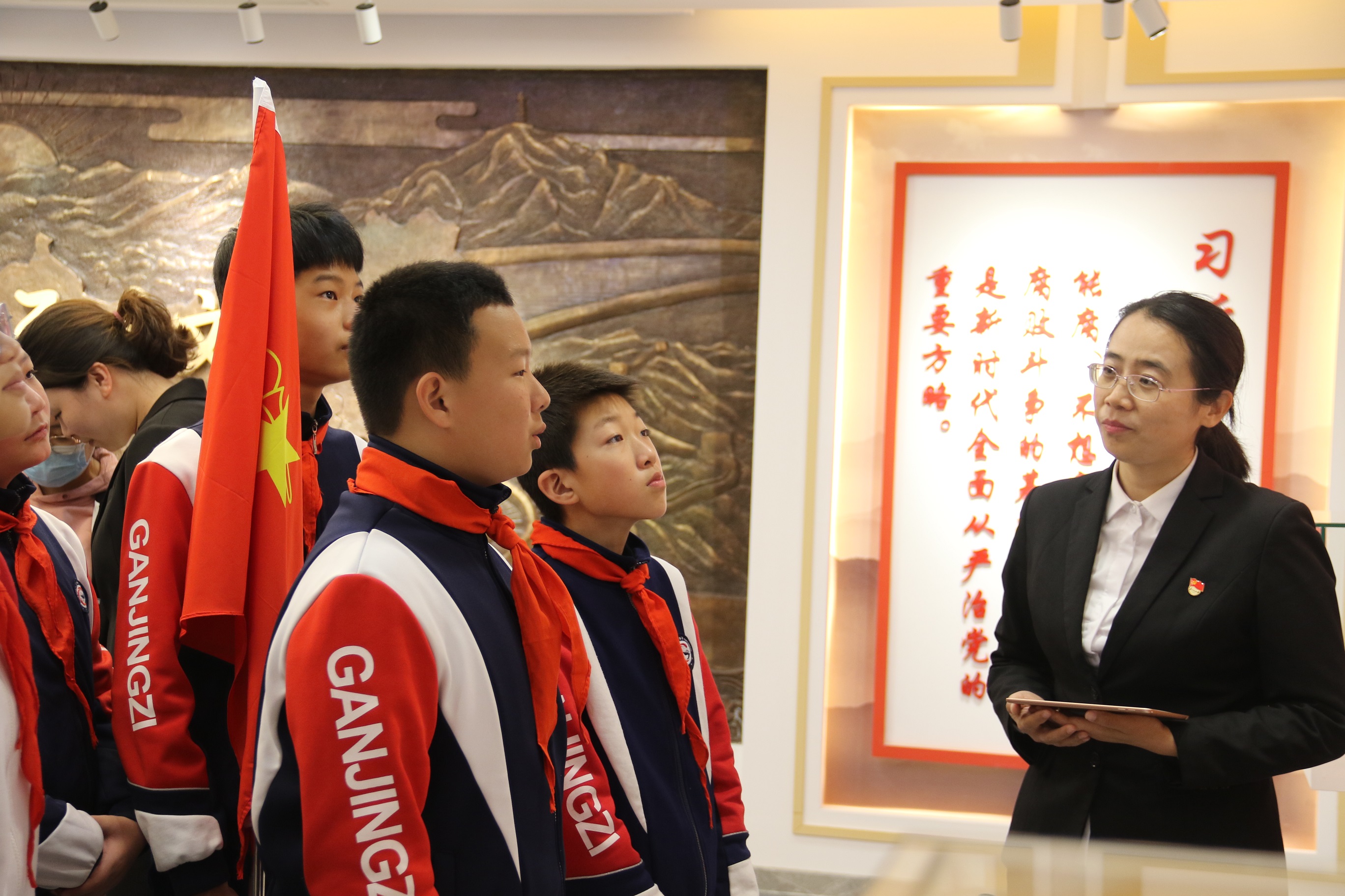 大连甘井子春田社区：“清风传家·德润春田”好家风清廉教育