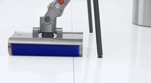 戴森吸尘器配的洗地刷头是正品吗,戴森吸尘器有洗地的功能吗