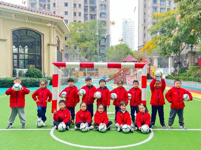 小足球大梦想,小足球大梦想幼儿园