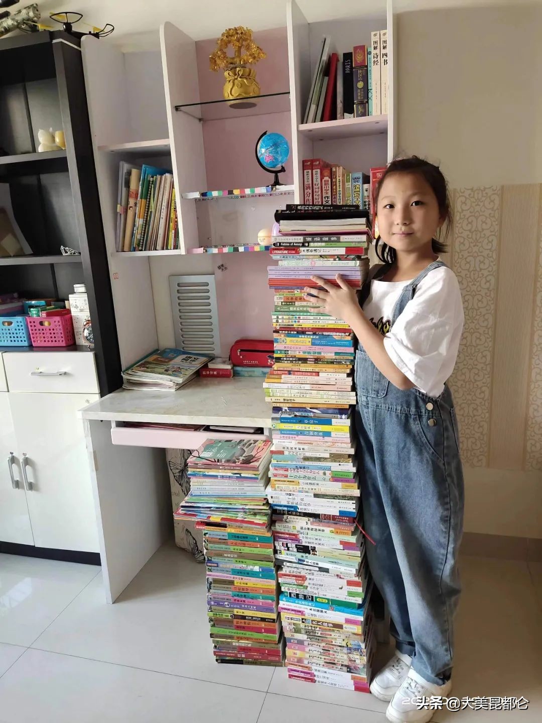 鏄嗛兘浠戝尯鏂版椂浠ｅソ灏戝勾,蹇潵鐪嬬湅鏄皝瀹剁殑濞冨▋