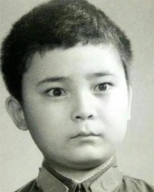 老电影红星闪闪潘冬子是谁演的,1974年闪闪的红星潘冬子谁扮演的