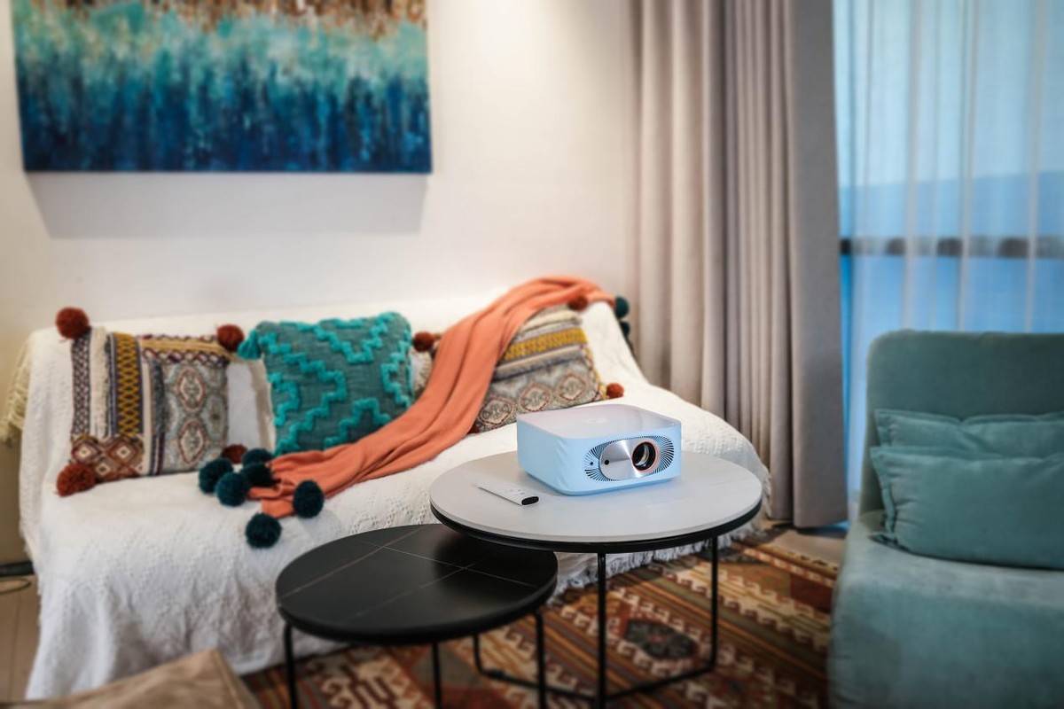 王一博喊你看球啦!用联想小新100晨曦蓝款畅享缤纷足球赛事