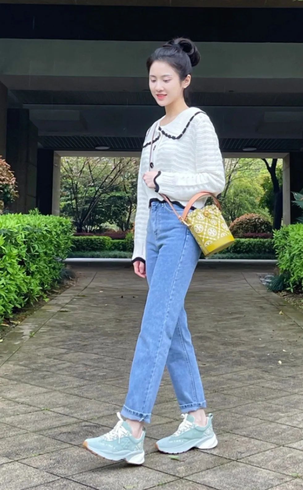 小个子穿什么鞋子更好看显得更高,显高显腿细的鞋推荐