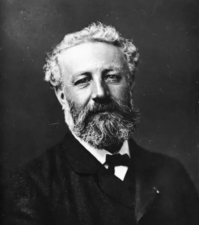 凡尔纳经典科幻书,凡尔纳经典科幻故事