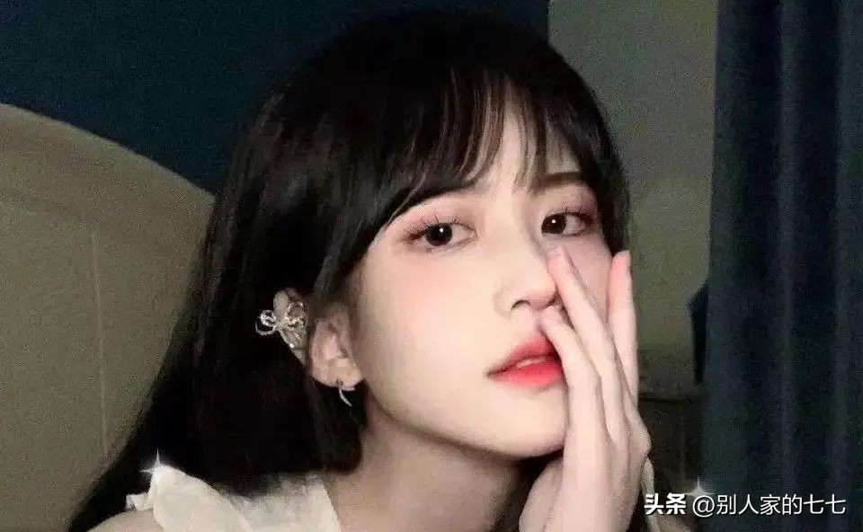 当一个男人追你的时候是什么心态,一个男人如果喜欢你会主动追你吗