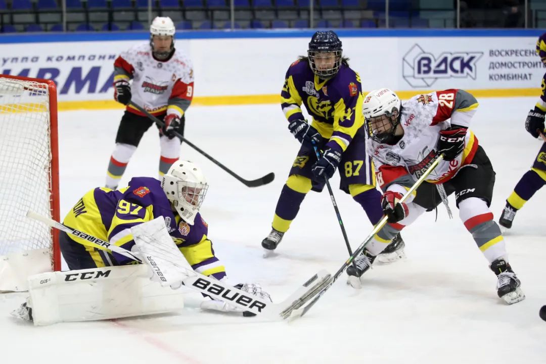 WHL|深圳万科阳光客场7比0胜7.62，14名球员出场9人得分