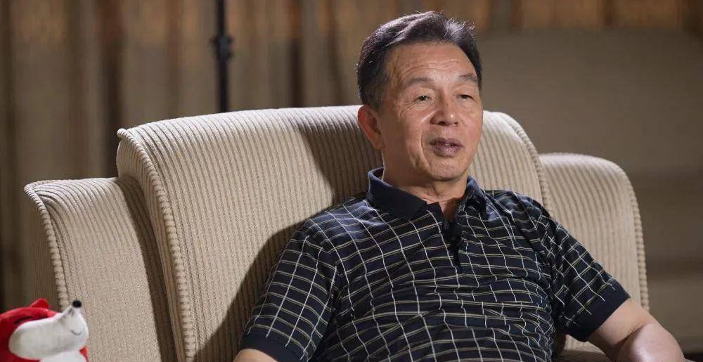 穷小子从一无所有逆袭到身家过亿,穷小子靠打拼成了亿万富翁