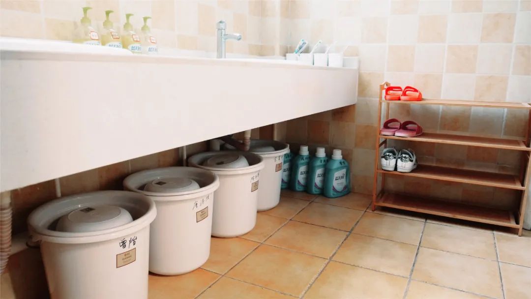 2018年小学一年级招生范围,师上学校小学部招生电话